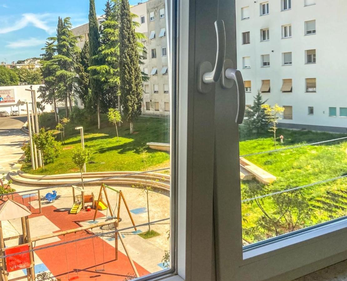 Apartment Mare Pula Exterior photo