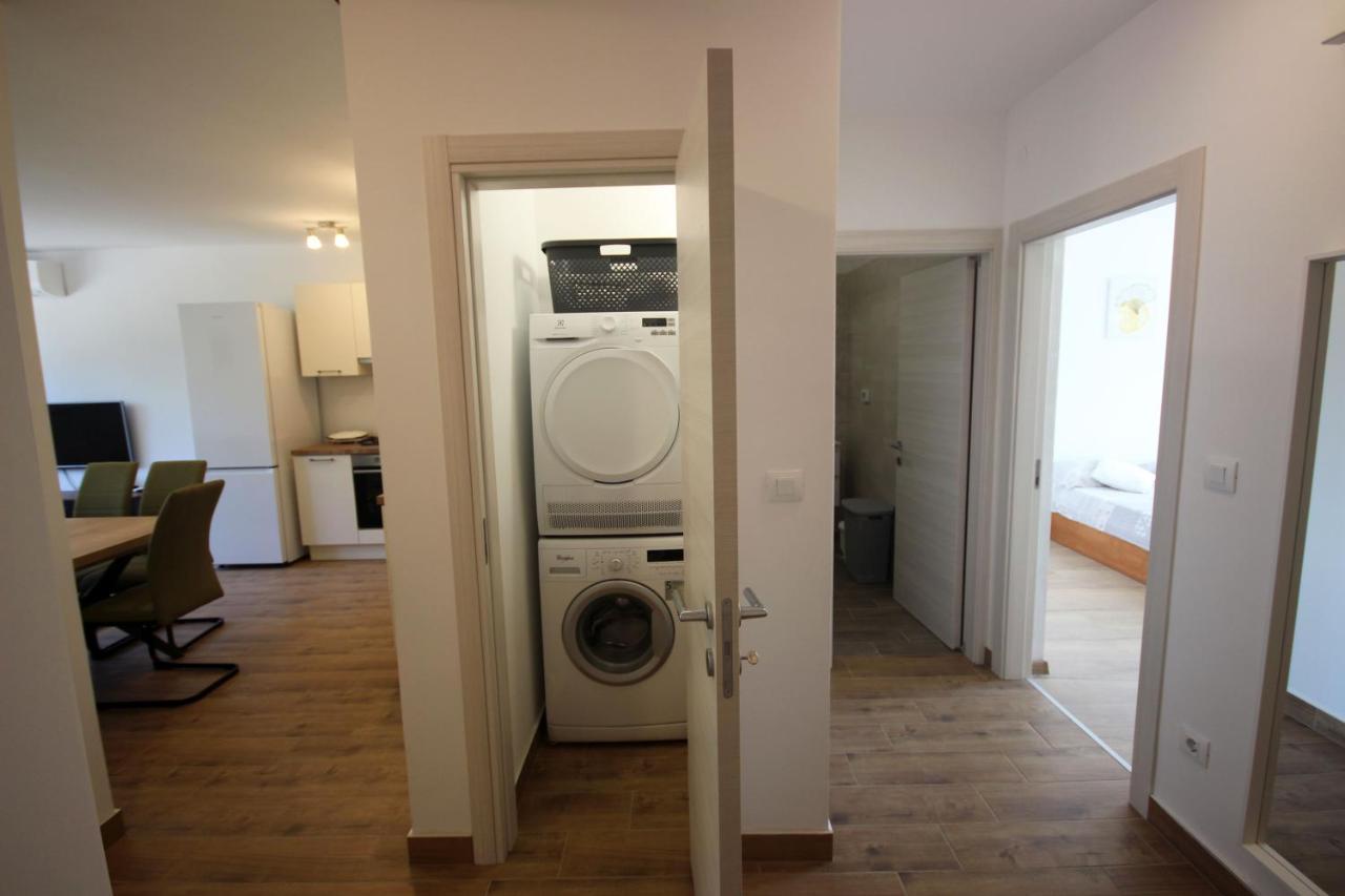 Apartment Mare Pula Exterior photo