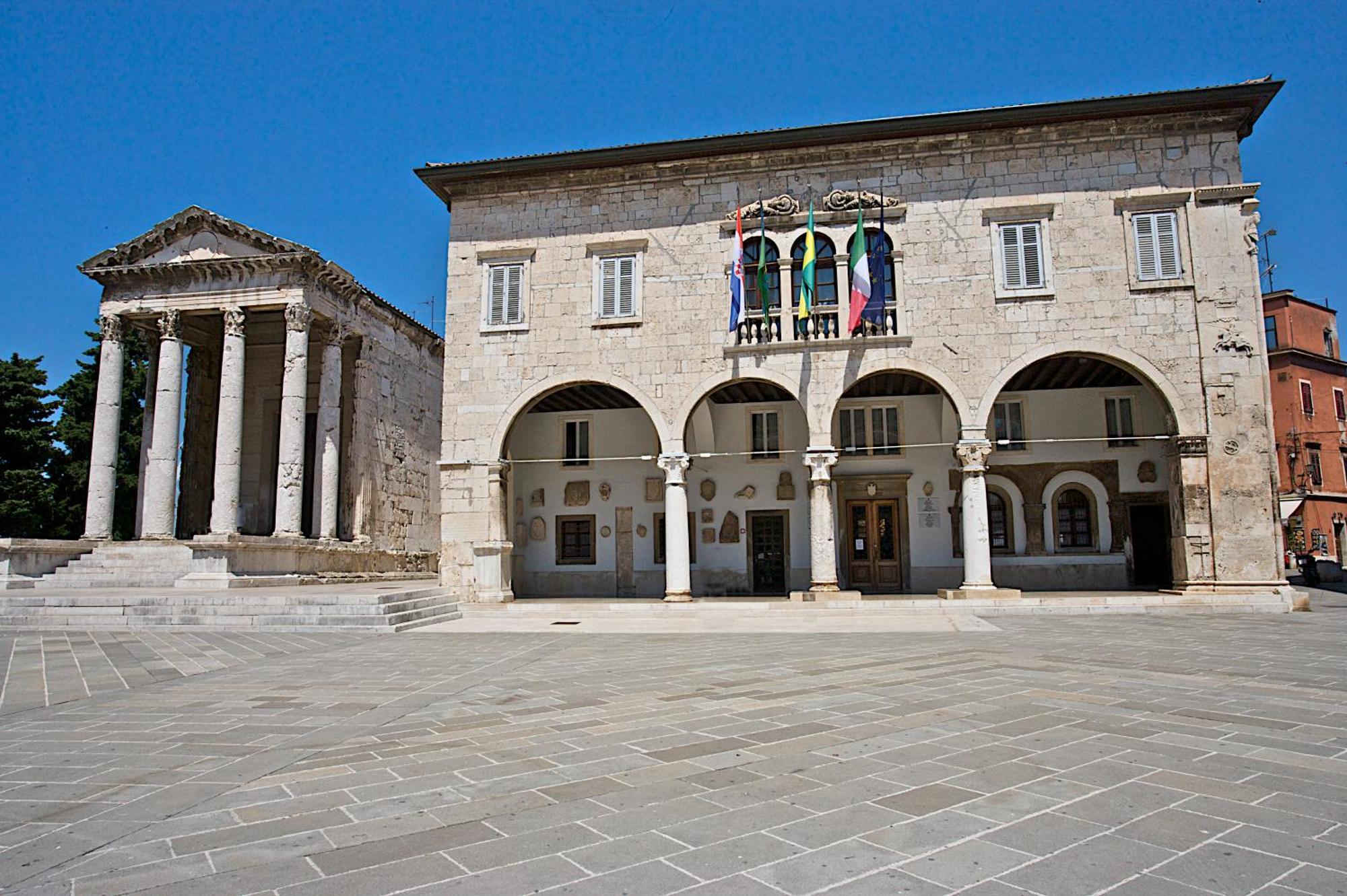 Apartment Mare Pula Exterior photo